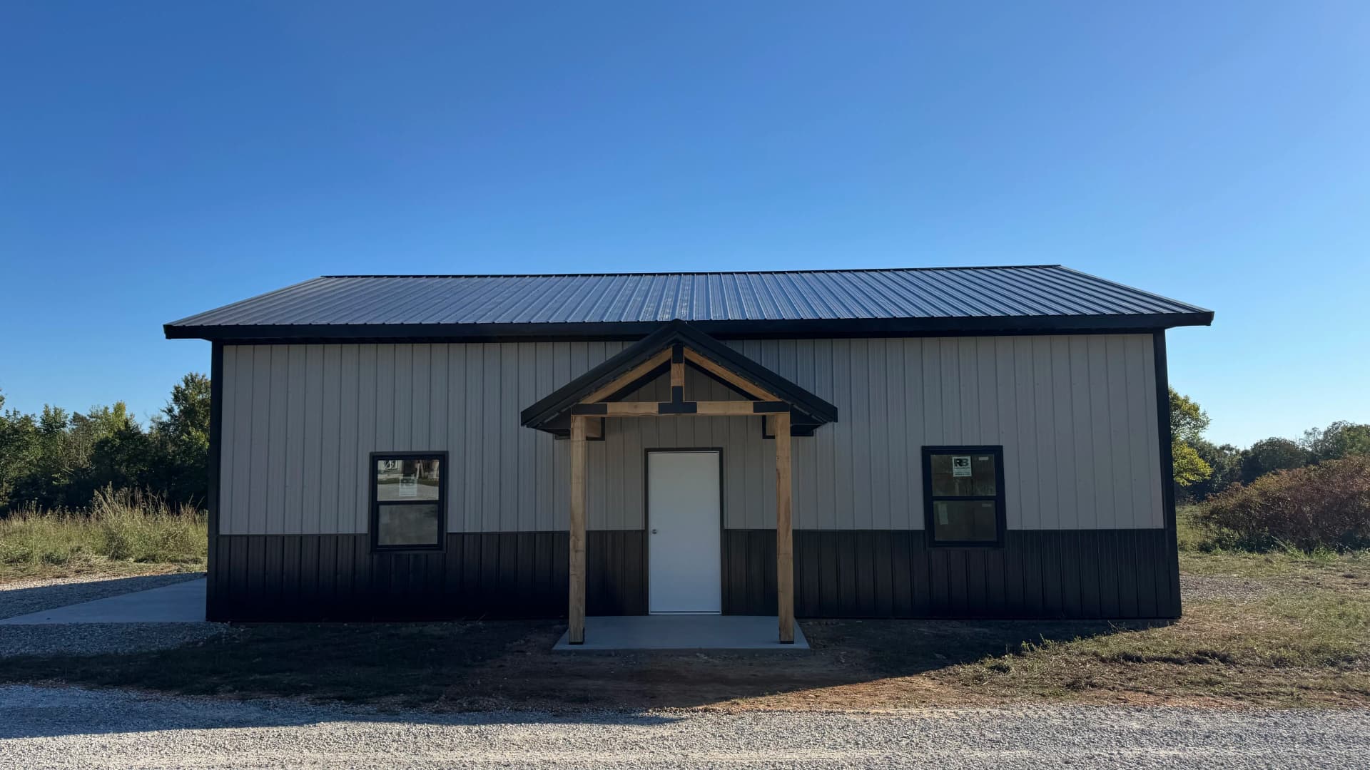 30x40 Custom Shop Build with Lean-To and Concrete Approach