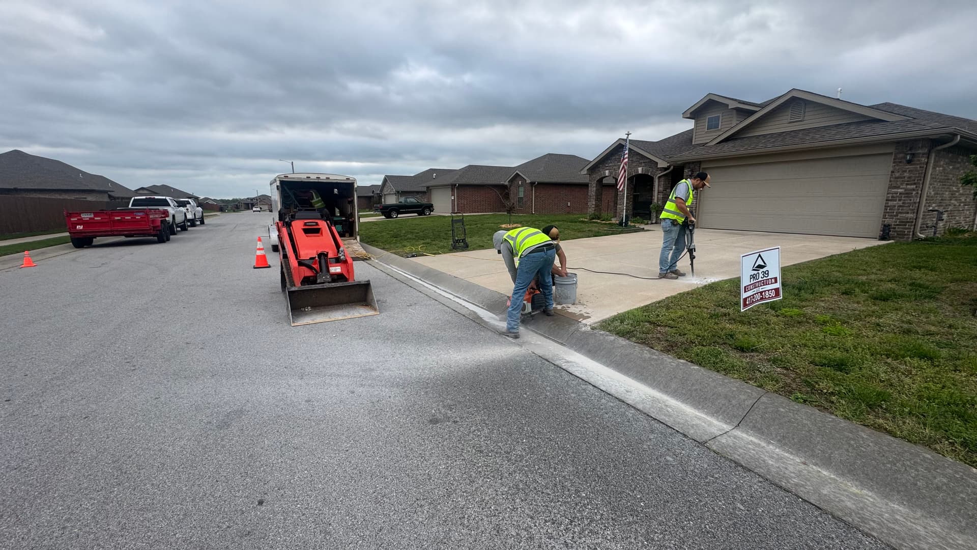 Gallery photos for From Pour to Precision Cuts on a Residential Concrete Driveway: Image #1