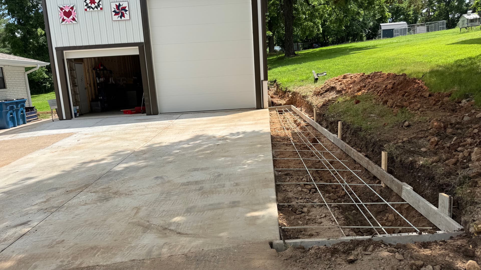 Gallery photos for Retaining Wall and Front Apron Expansion for a Garage: Image #2
